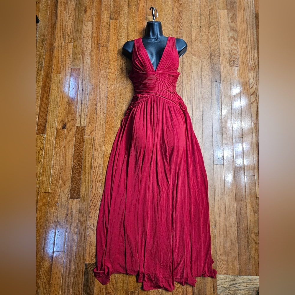 BCBG MAX AZRIA Jersey Knit Maxi Dress in Cayenne